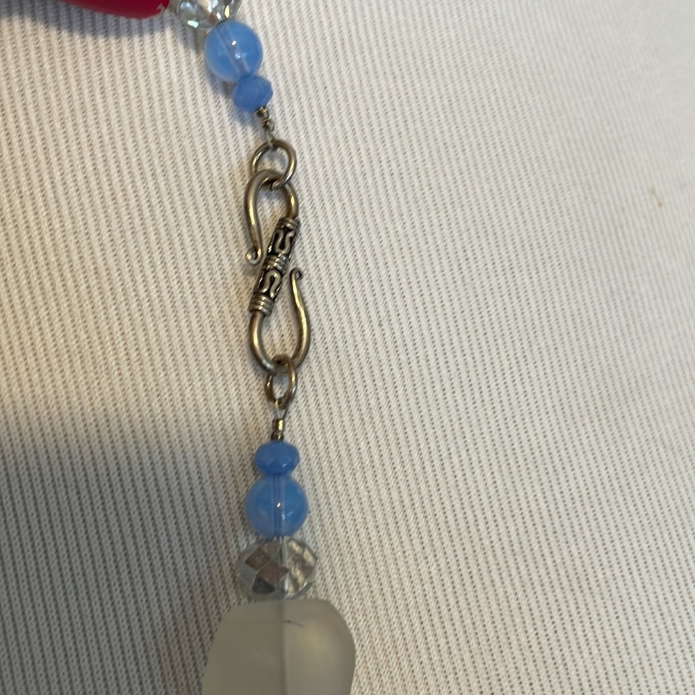 Blown glass pendant statement necklace - Picture 4 of 6
